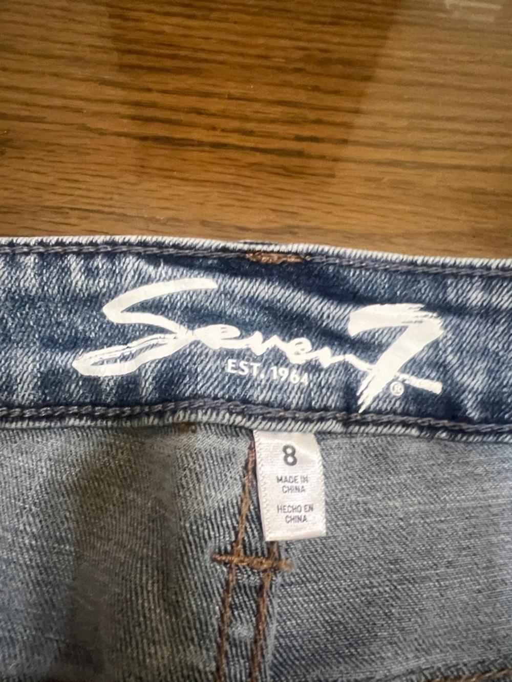 Women's Light Blue Denim Frayed Hem Shorts Seven7 - Picture 6 of 6